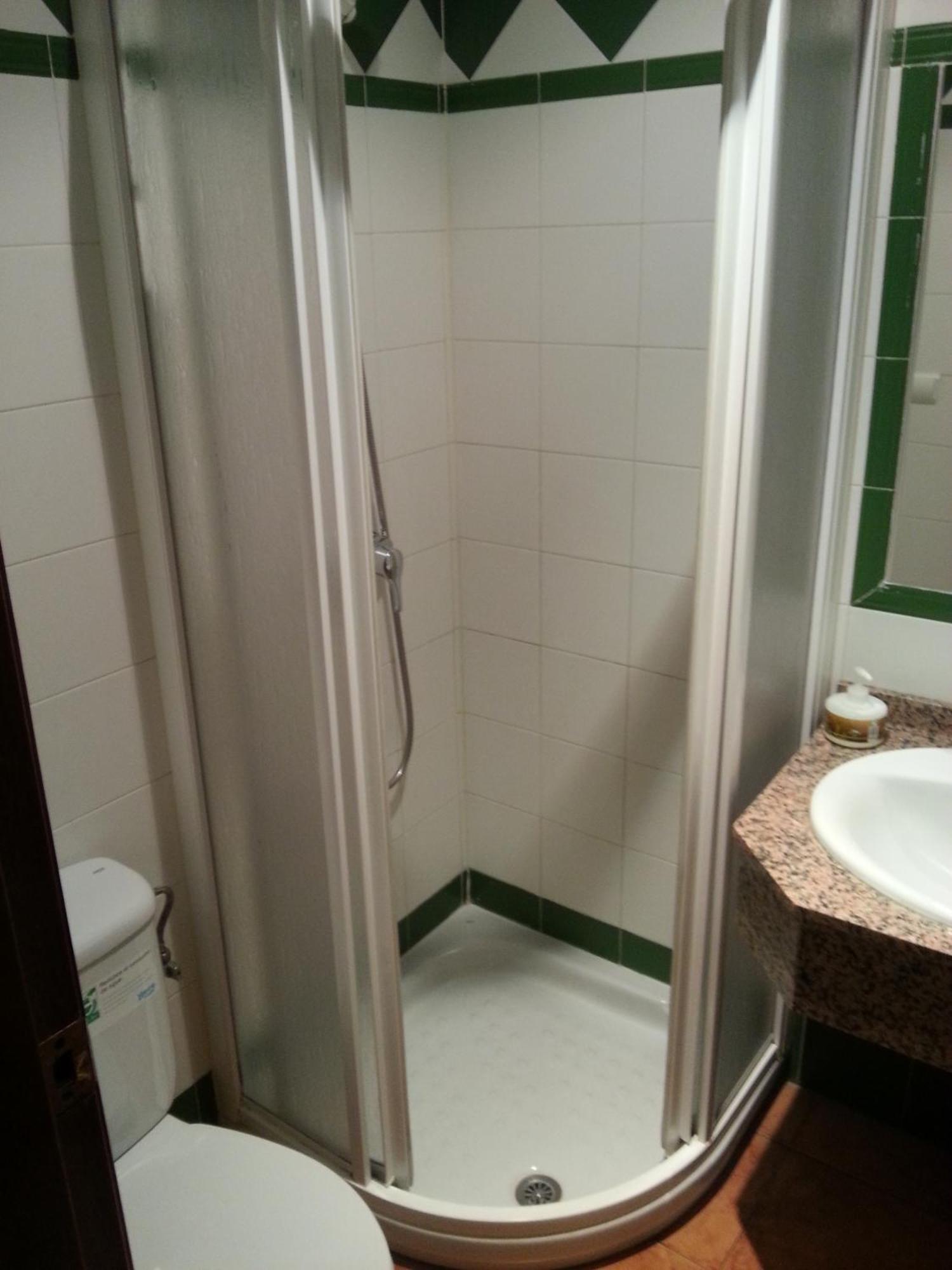 Hostal Las Tres Jotas Alcaracejos Zimmer foto