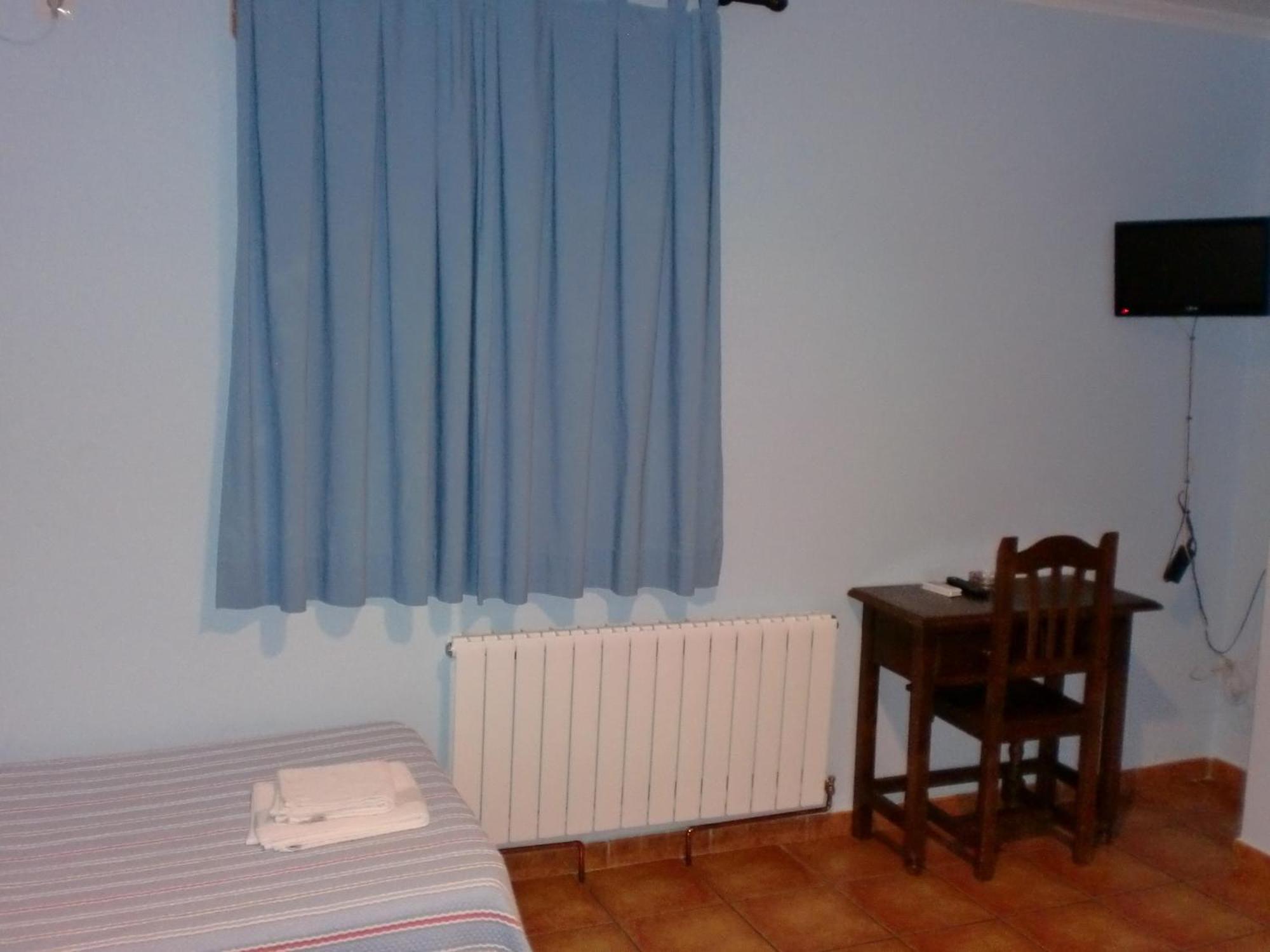 Hostal Las Tres Jotas Alcaracejos Zimmer foto